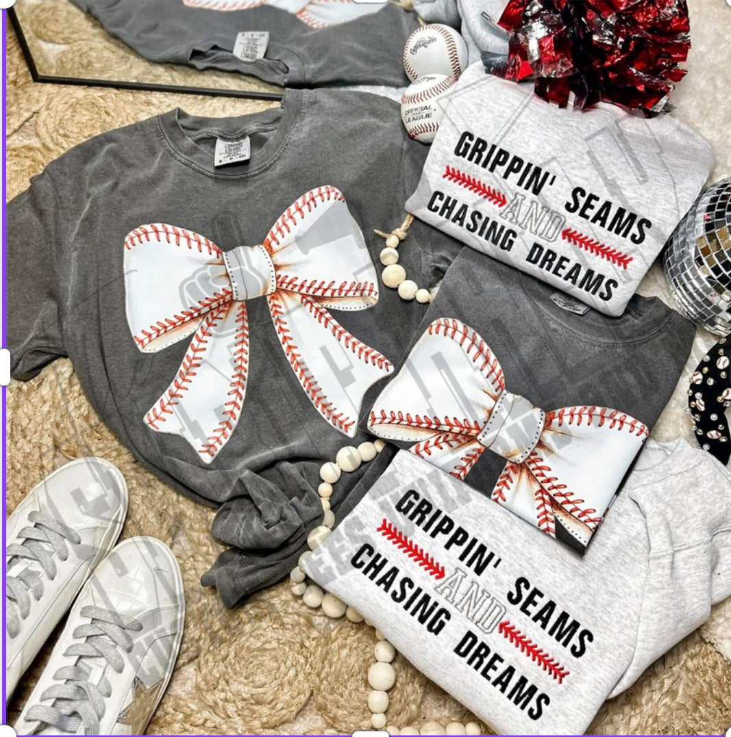 Rippin’ Seams & Chasin’ Dreams embroidered sweatshirt