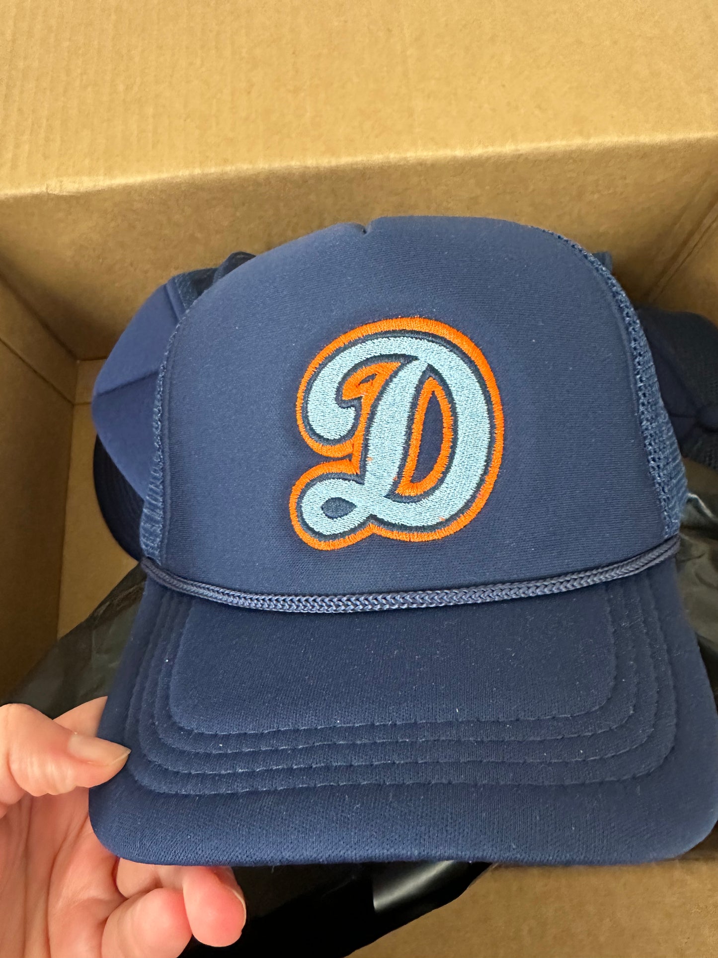 Dinoblasters hat