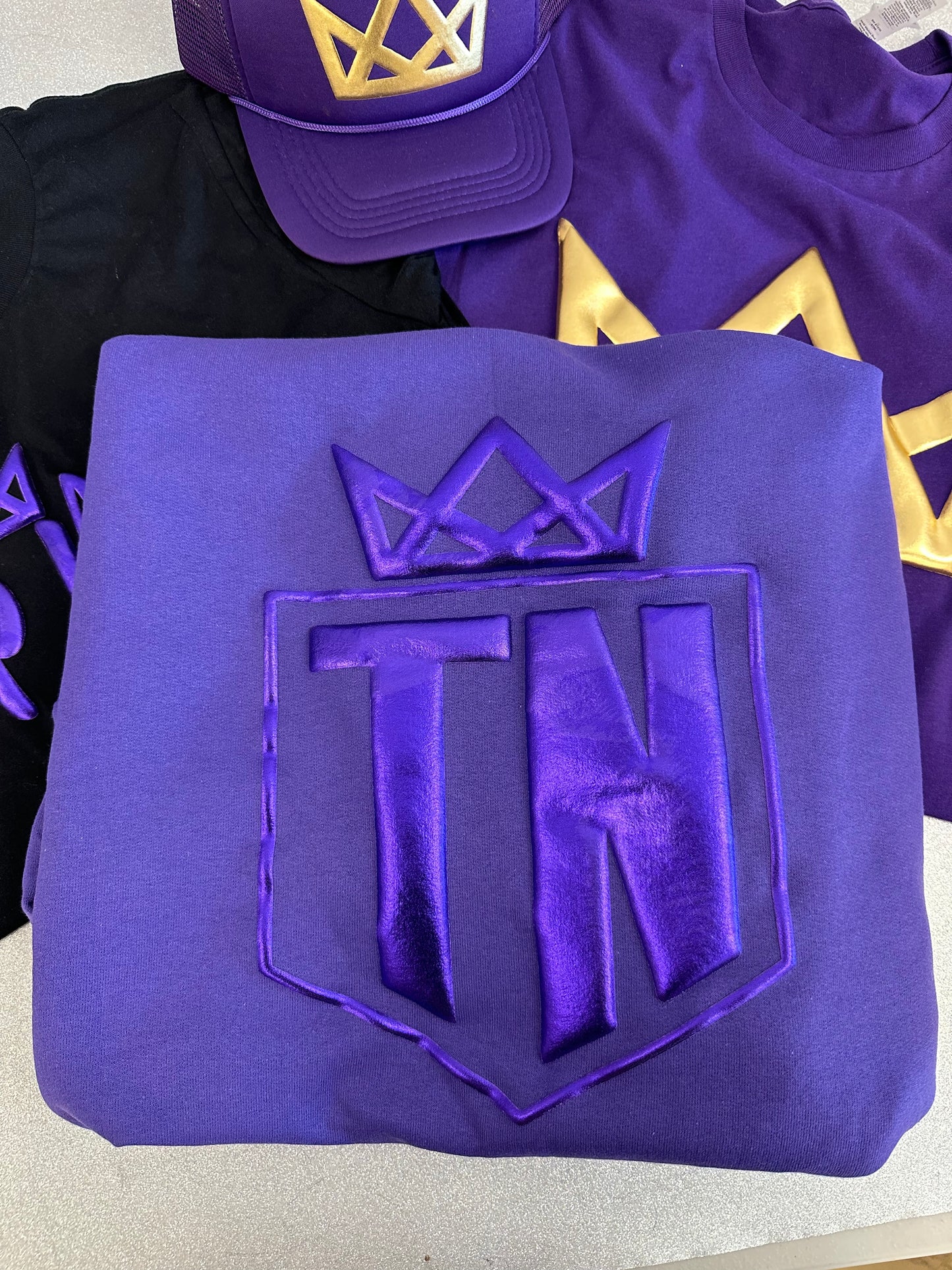 Adult  TN purple puff logo